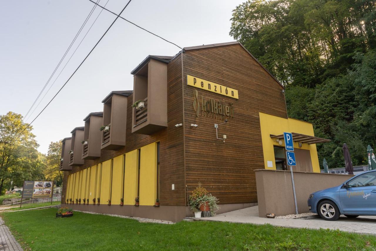 Penzion Kolkaren Vyhne Exterior foto